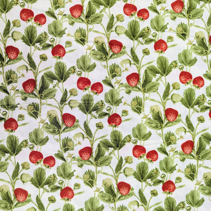 Jane Shasky – Strawberry Garden 500-86 Suuri mansikkaköynnös puuvillakangas