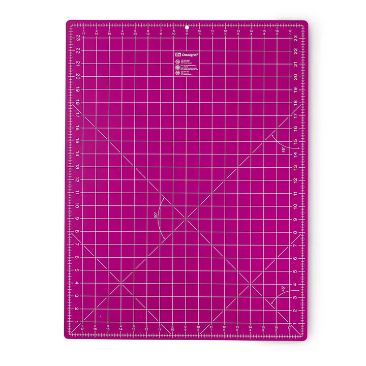 Omnigrid leikkuualusta 60×45 cm magenta – suuri itsekorjautuva leikkuualusta sentti- ja tuumamitoilla tilkkuiluun ja ompeluun.
