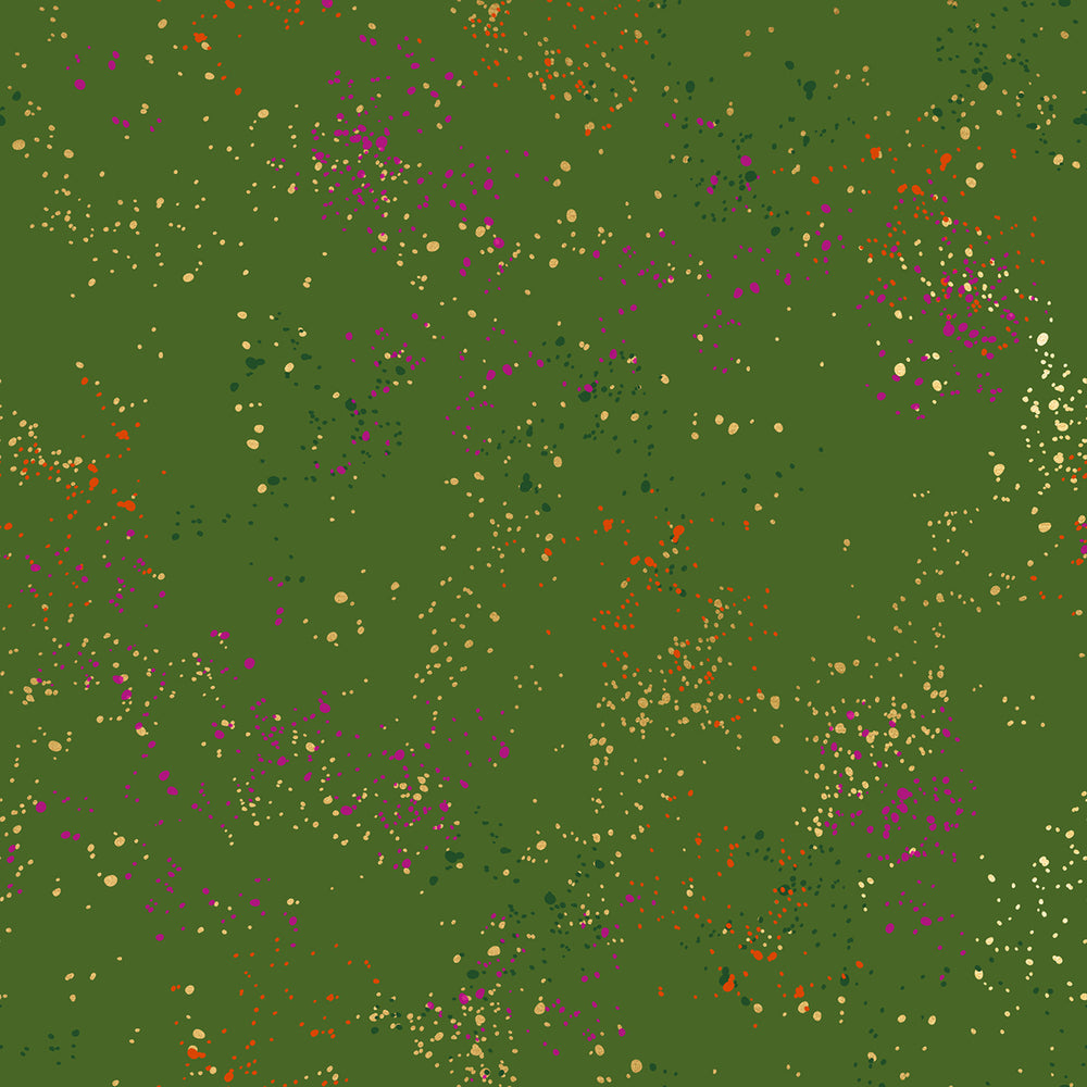 Ruby Star Society - Speckled RS5027-115M Sarah Green metaillinen puuvillakangas maaliroiske-tekstuurilla, suunniteltu Rashida Coleman-Halen toimesta.
