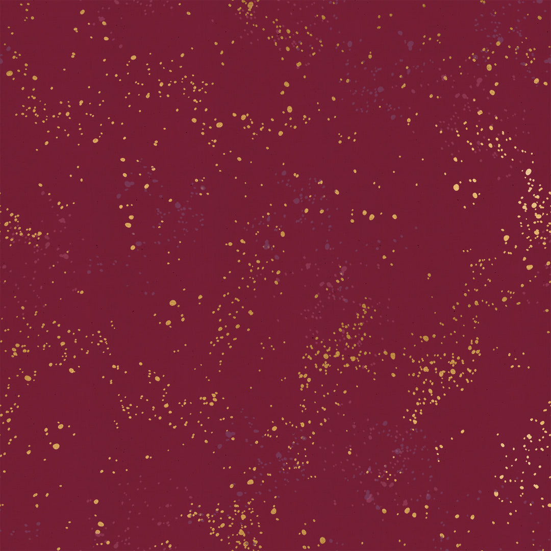 Ruby Star Societyn Speckled kokoelmasta RS5027-36M Wine Time metallinen puuvillakangas aaliroiske-tekstuurilla, suunniteltu Rashida Coleman-Halen toimesta.