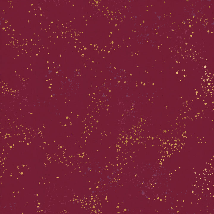 Ruby Star Societyn Speckled kokoelmasta RS5027-36M Wine Time metallinen puuvillakangas aaliroiske-tekstuurilla, suunniteltu Rashida Coleman-Halen toimesta.