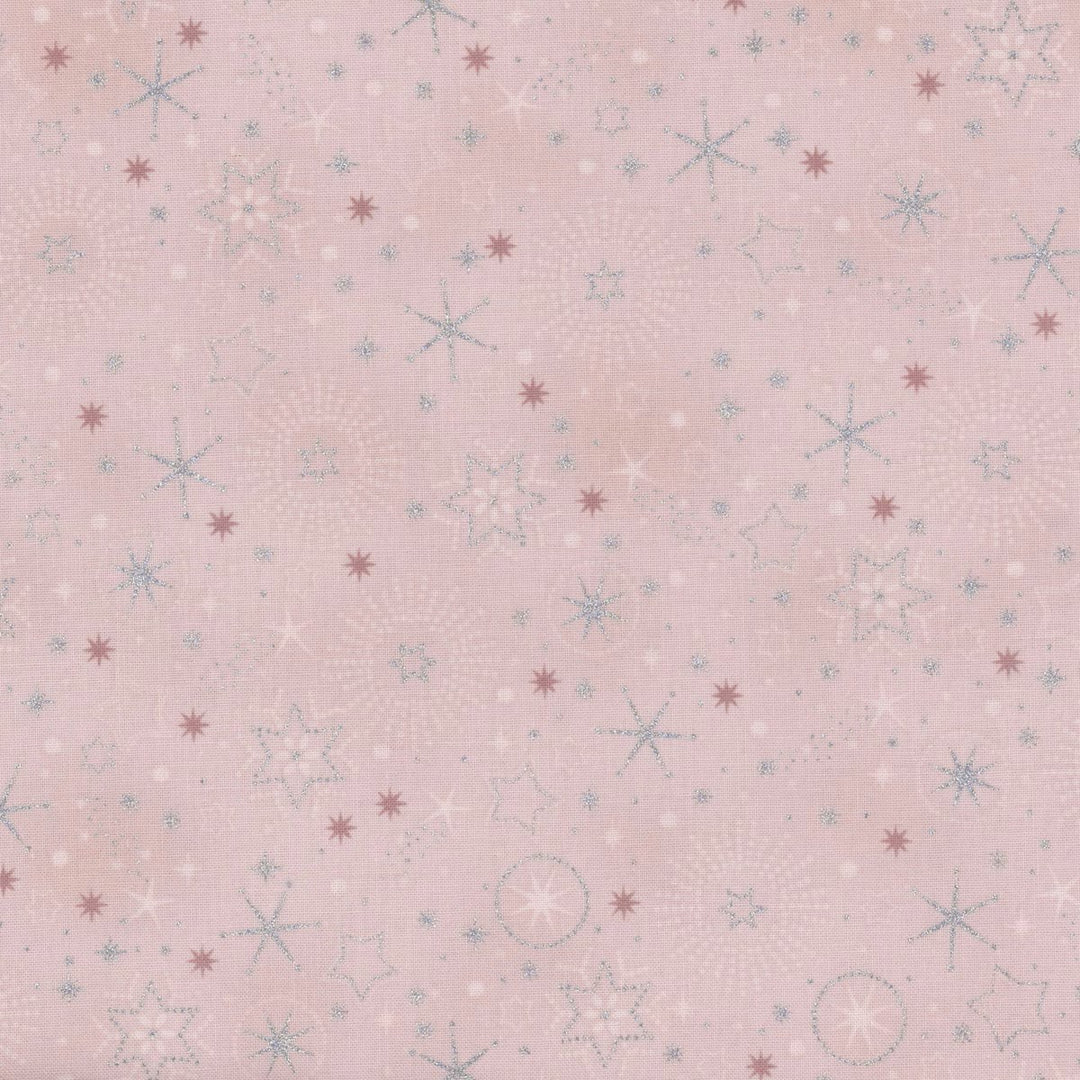 Vaaleanpunainen joulukangas, jossa  hopeisia lumihiutaleita ja tähtiä – Stof Fabrics We Love Christmas