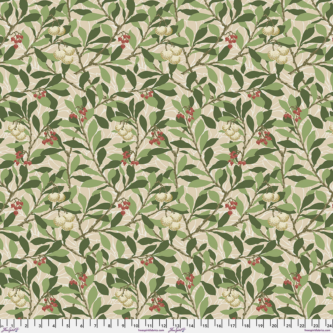 Original Morris&Co.n Suffolk Holiday kokoelman leveä takakangas: Arbutus Bay, lehtikuvioita vaalealla pohjalla, 274cm