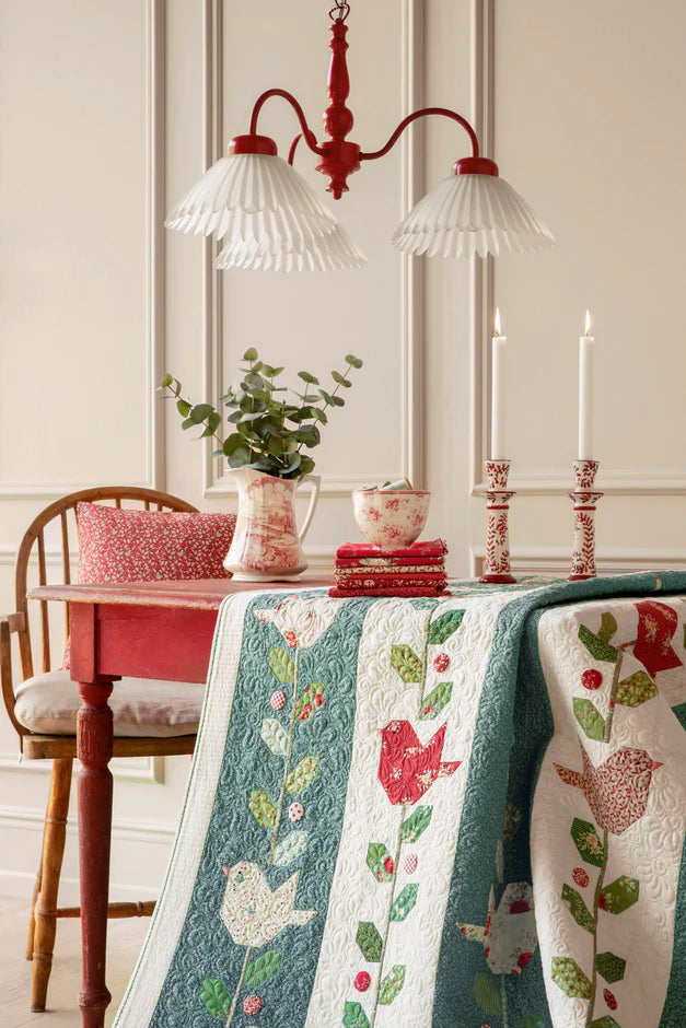 Tilda - Merry Little Christmas - Vinterfåglar Patchwork Kit (blågrön)