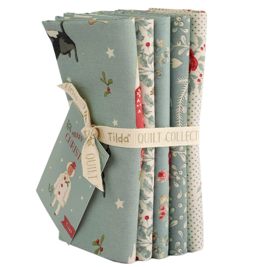 Tilda Merry Little Christmas Vaaleansininen Fat Quarter -nippu, viisi kpl puuvillakangasta