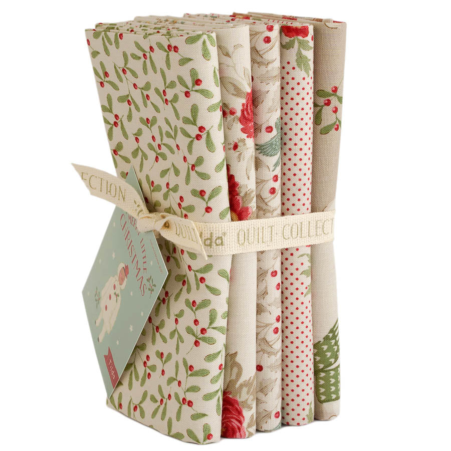 Tilda Merry Little Christmas Vaalea Fat Quarter -nippu, viisi kpl puuvillakangasta