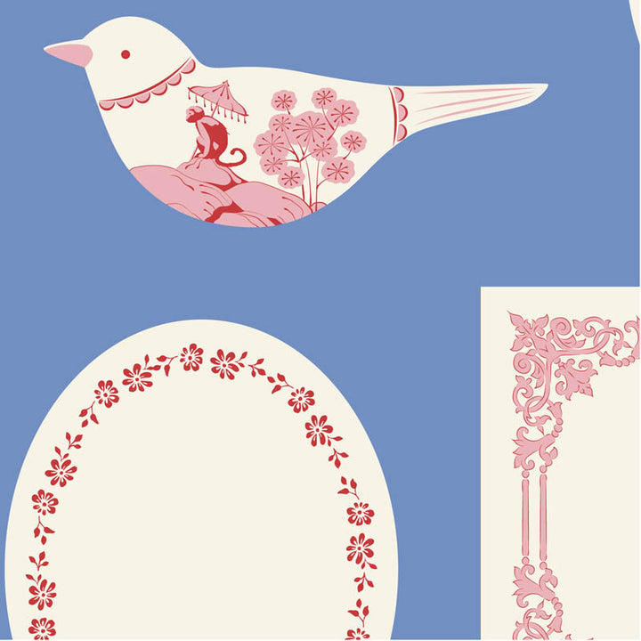 Tilda Something Blue 110173 Labels & Ornaments Blue puuvillakangas, sininen tausta ja koristeellisia kehyksiä sekä lintuaiheita.