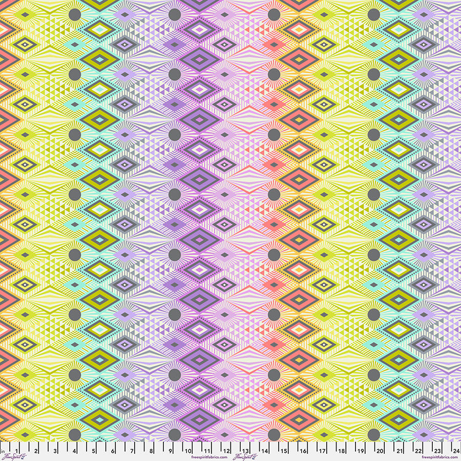 Tula Pink Tabby Road (Deja Vu) - Disco Lucy Prism PWTP232.PRISM puuvillakangas, geometrinen ja värikäs kuosi, täydellinen tilkkutöihin ja ompeluprojekteihin.