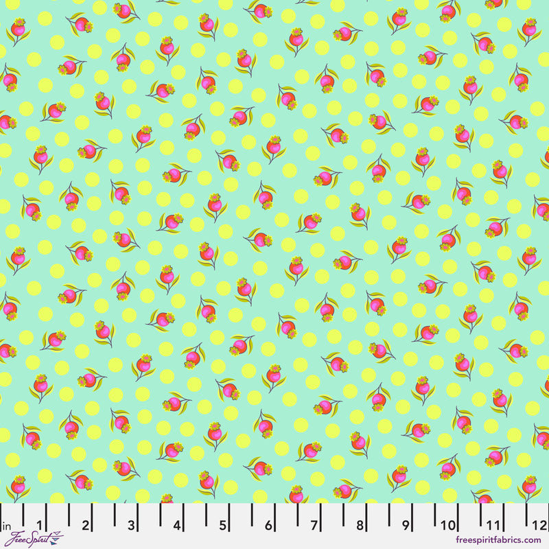 Impending Bloom Moonbeam 
Tula Pinkin Untamed -kokoelman marjakuvioinen puuvillakangas neonkoraostuksilla ja geometrisilla kuvioilla.