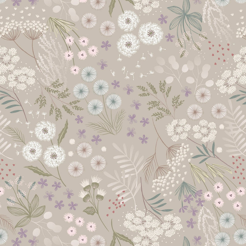 Wide Width - Natural Meadow Flowers 108" - W6 leveä takakangas, beige pohja ja pastellivärisiä kukkia, leveys noin 274 cm, 100% puuvillakangas tilkkutöihin ja käsitöihin.