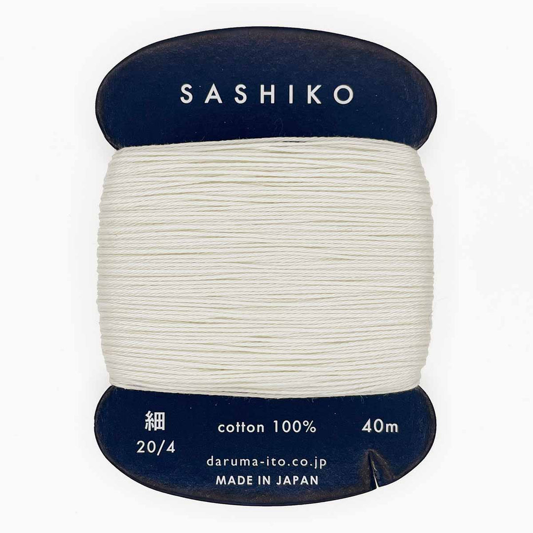DARUMA Sashiko-kirjontalanka kortilla – Luunvalkoinen #202, 40m japanilainen puuvillalanka