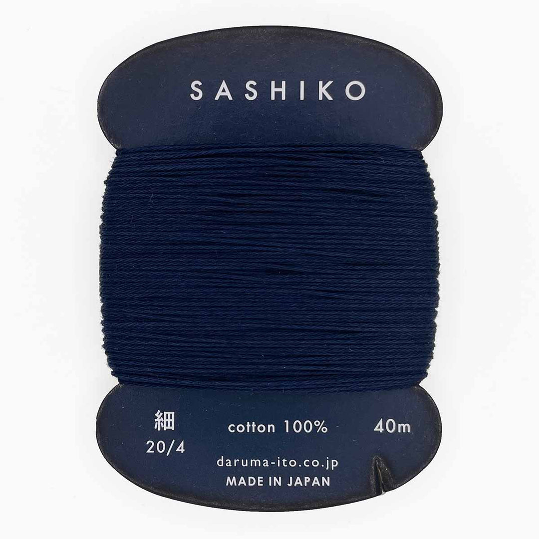 DARUMA Sashiko-kirjontalanka kortilla – Syvänsininen #216, 40m japanilainen puuvillalanka