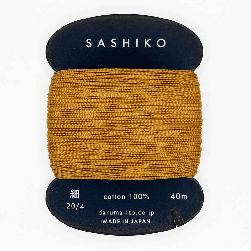 DARUMA Sashiko-kirjontalanka kortilla – Okrankeltainen #220, 40m japanilainen puuvillalanka