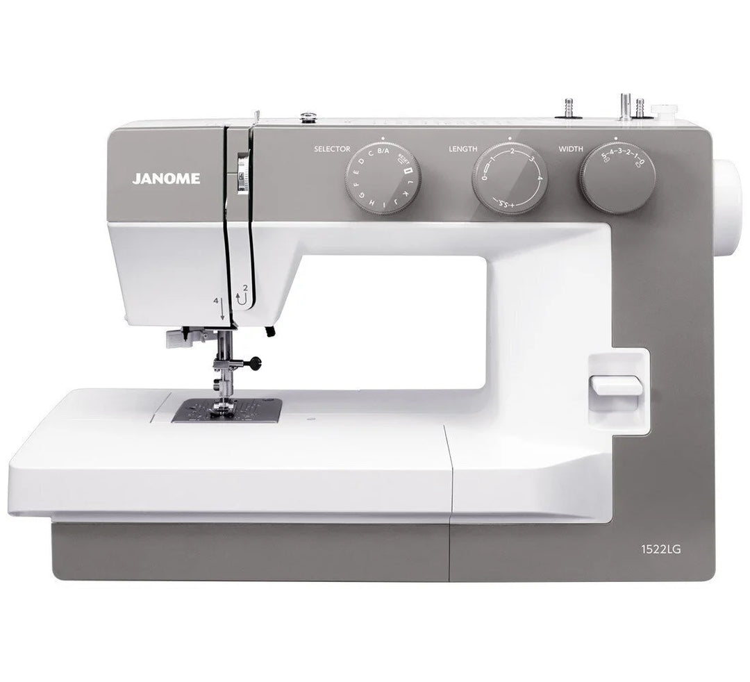 Janome 1522 Light Grey -mekaaninen ompelukone, jossa 22 ommelta, säädettävä paininjalan puristus ja leveä vapaavarsipöytä. Täydellinen ompelukone kaikenlaisiin ompeluprojekteihin.
