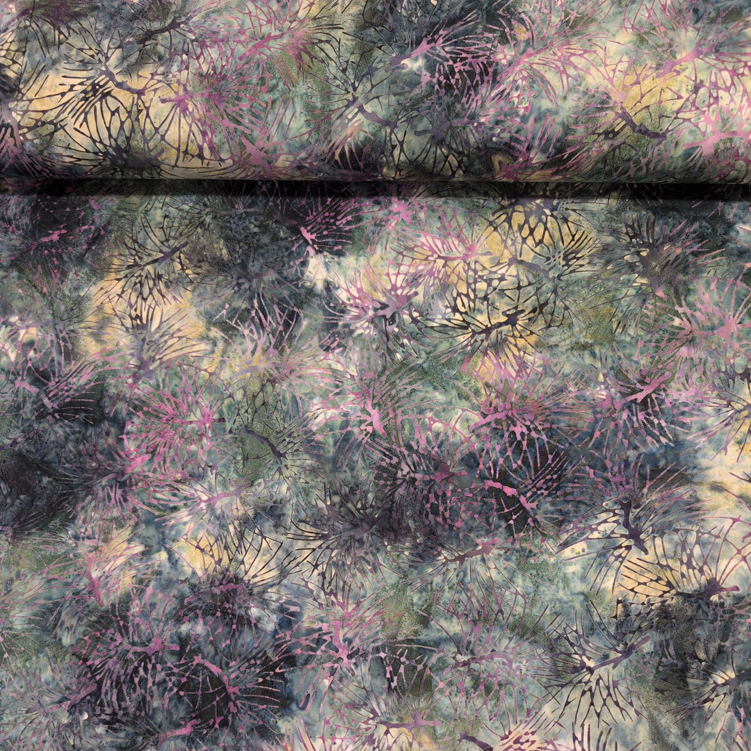 Tonga Batiks - Chateau - Dried Tree Branches Cellar 108" leveä batiikkipuuvilla (XTONGA-B3933)