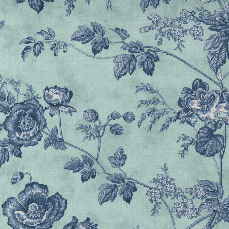 3 Sisters Sister Bay 44270-13 Garden Blooms Toile Sky puuvillakangas, kukkakuvioita veden, pilvien ja ajopuun sävyissä, tilkkutöihin ja käsitöihin.
