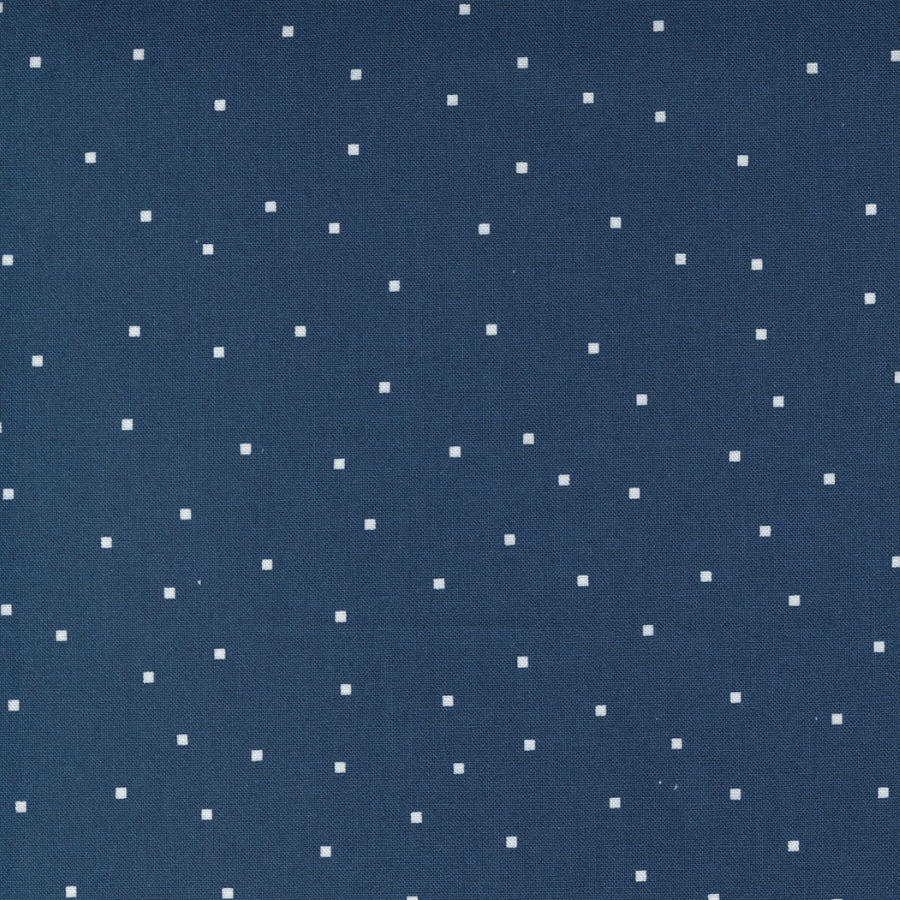 Aneela Hoey Tiny Square Dot Navy -puuvillakangas, tummansininen kangas täpläkuvioilla.
