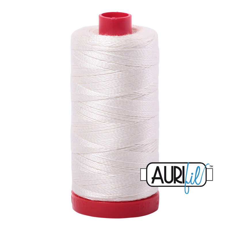 Aurifil 12wt 6722 Sea Biscuit 100% puuvillalanka, ompelulun kirjontaan ja tikkaamiseen.