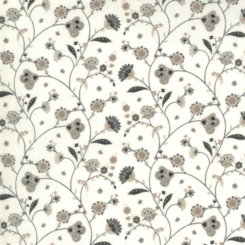 BasicGrey Boudoir Salon Vine Cloud Dancer puuvillakangas vaalealla pohjalla ja harmaalla kukkakuosilla, korkealaatuista puuvillaa tilkkutöihin ja ompeluun.