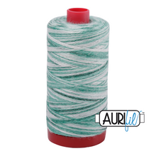 Lataa kuva Galleria-katseluun, Aurifil Wool villasekoite 12wt -2- iso puola ennakkotilaus
