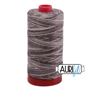 Aurifil Wool villasekoite 12wt -2- iso puola ennakkotilaus