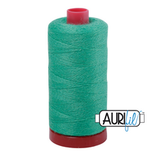 Lataa kuva Galleria-katseluun, Aurifil Wool villasekoite 12wt -2- iso puola ennakkotilaus
