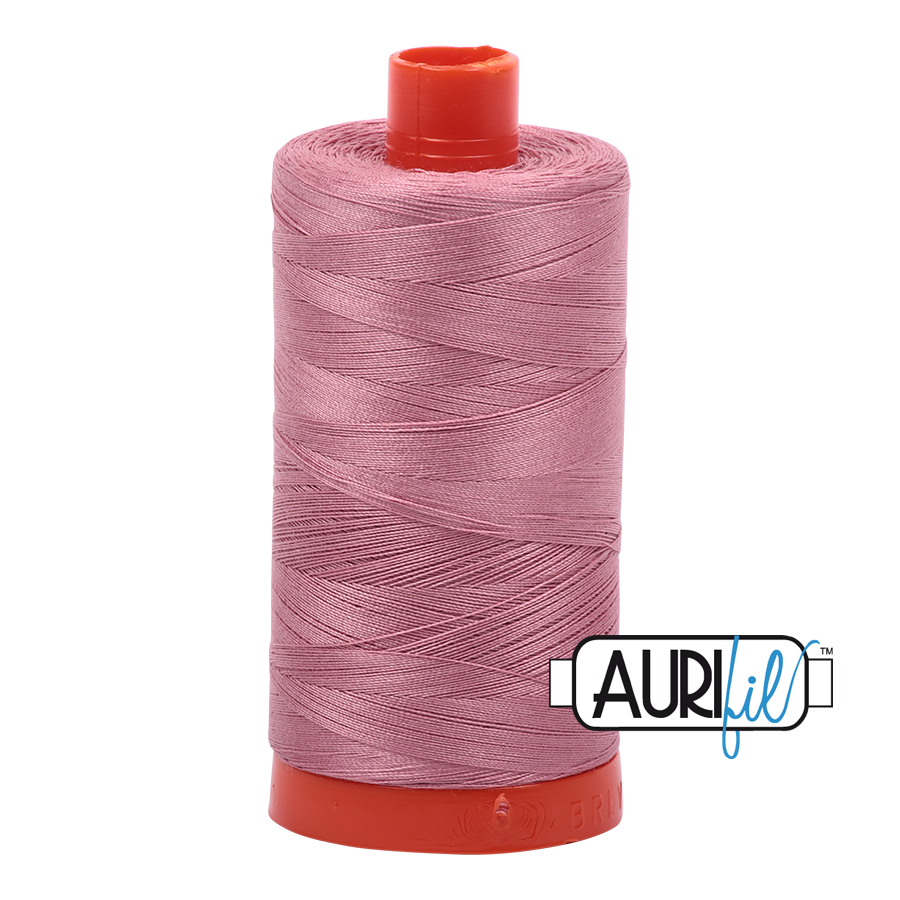 Aurifil 50wt 2445 Victorian Rose 100% puuvilla -ompelulanka