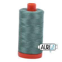 Lataa kuva Galleria-katseluun, Aurifil 50wt -2- iso puola ennakkotilaus
