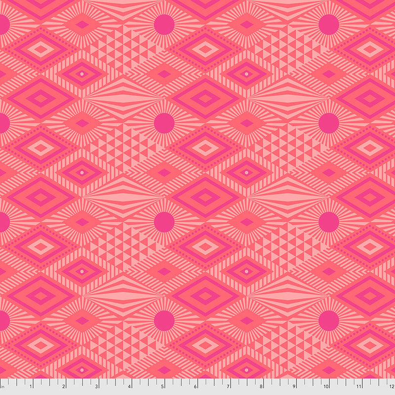 Tula Pink, Daydreamer, Lucy Dragonfruit PWTP096.DRAGONFRUIT puuvillakangas