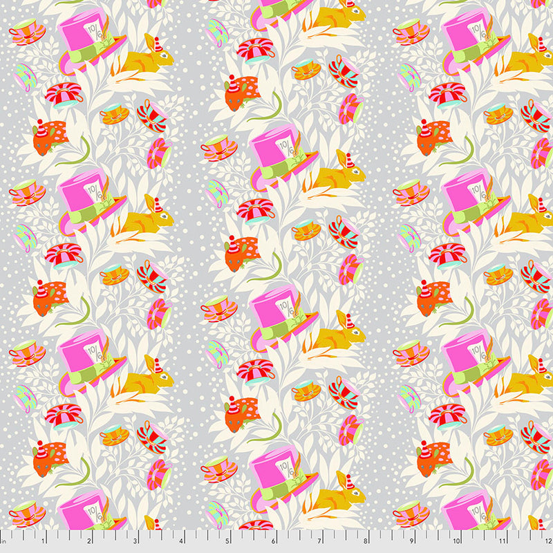 Tula Pink, CuriouserCuriouser, 6pm Somewhere PWTP165WONDER puuvillakangas