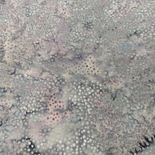 Lataa kuva Galleria-katseluun, Bali Dots 3019-112 Paris puuvillakangas batiikki

