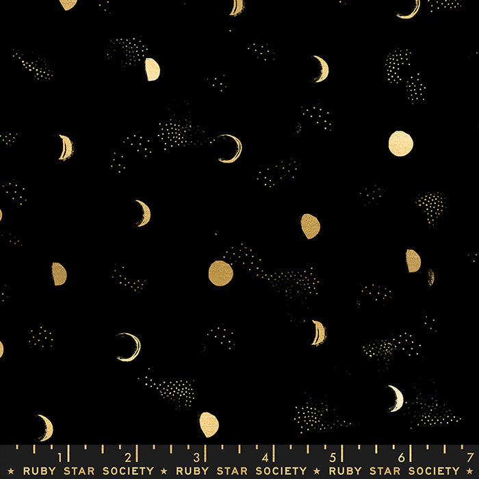 Ruby Star Society Firefly RS2073-14M Metallic Black puuvillakangas – musta pohja kultaisella metallihohteisella printillä, Sarah Wattsin suunnittelema