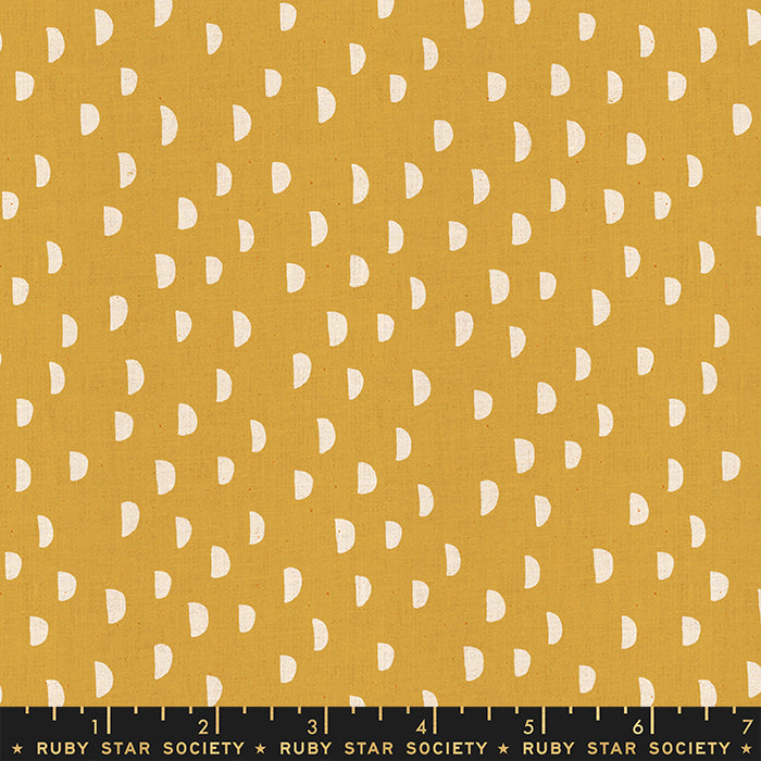 Ruby Star Society, Heirloom, Moons Butter RS4028-13 valkaisematon puuvillakangas