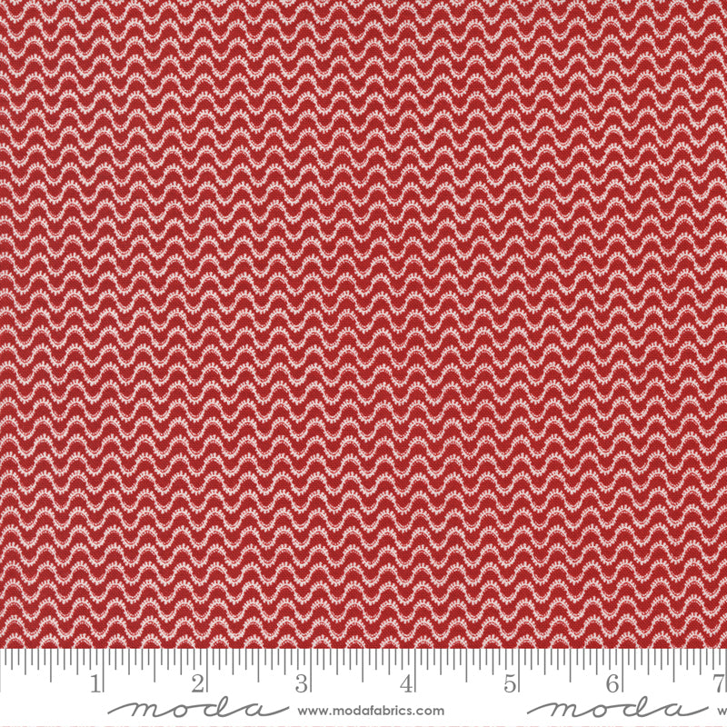 Primitive Gatherings Red and White Gatherings 49193-13 Crimson Meander -puuvillakangas, syvänpunainen aaltokuosi, 100% puuvillaa, leveys ~110 cm
