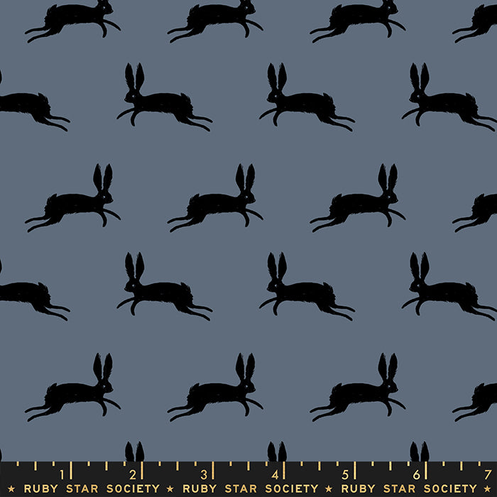 Ruby Star Society, Spooky Darlings RS5078-14 Ghost Bunny Ghostly puuvillakangas Harmaansinisellä pohjalla mustia hyppiviä kanisiluetteja, Ruby Star Society Spooky Darlings RS5078-14 Ghostly puuvillakangas.