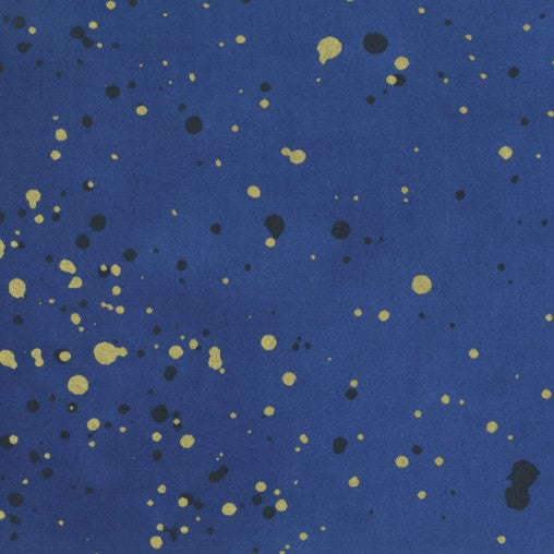Lähikuva V&Co Ombre Galaxy Metallic Blueberry 10873-408M -puuvillakankaasta, jossa on metallinhohto ja liukuvärjäys.